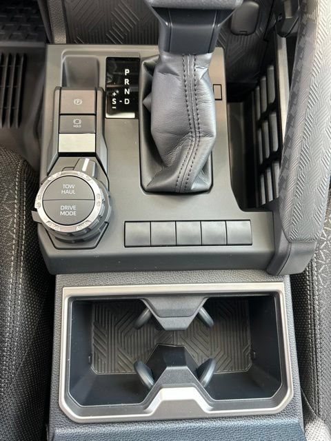 New 2026 Toyota 4Runner SR5 AWD/4WD image 13