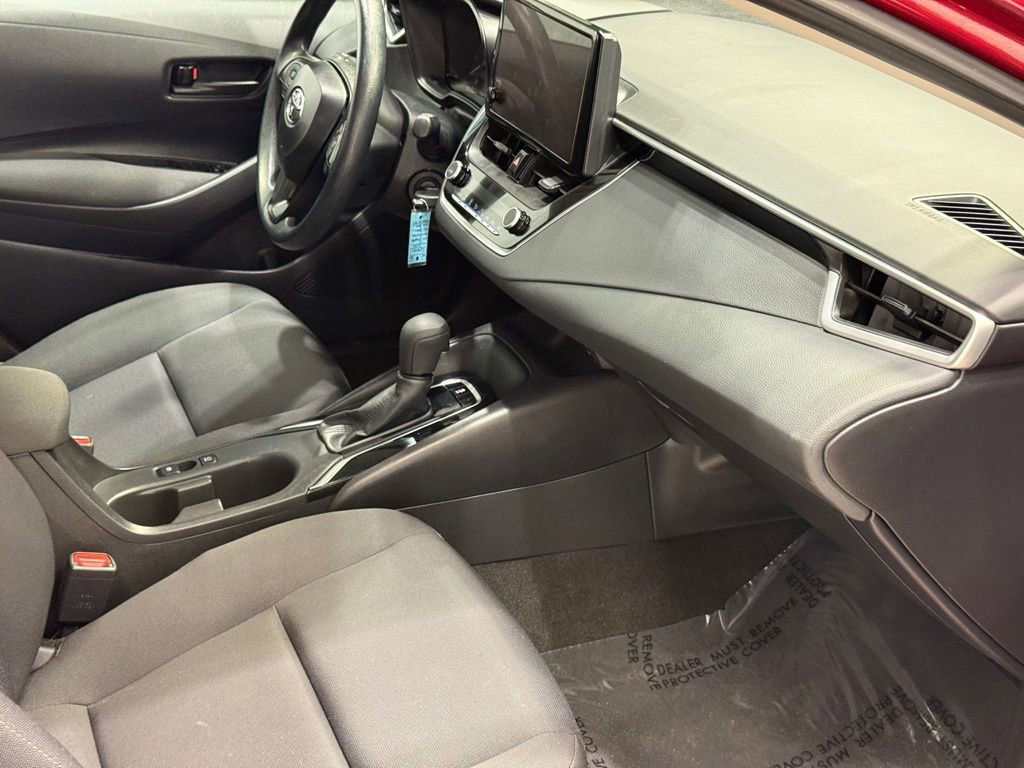 Used 2024 Toyota Corolla LE image 28