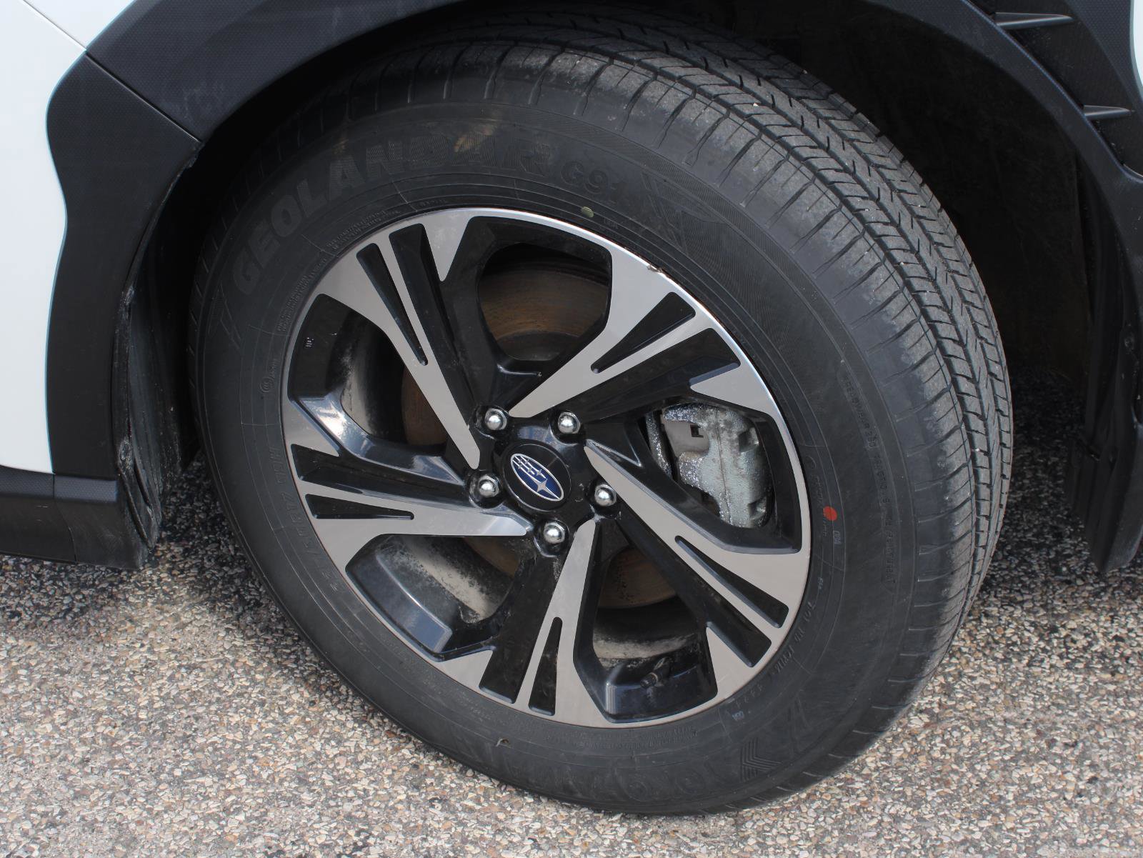 Used 2025 Subaru Crosstrek 2.0i Premium image 18