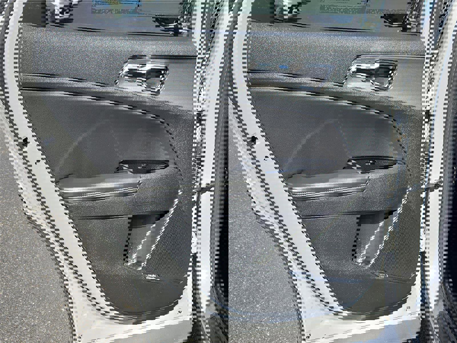 Used 2023 Kia Sportage SX image 11