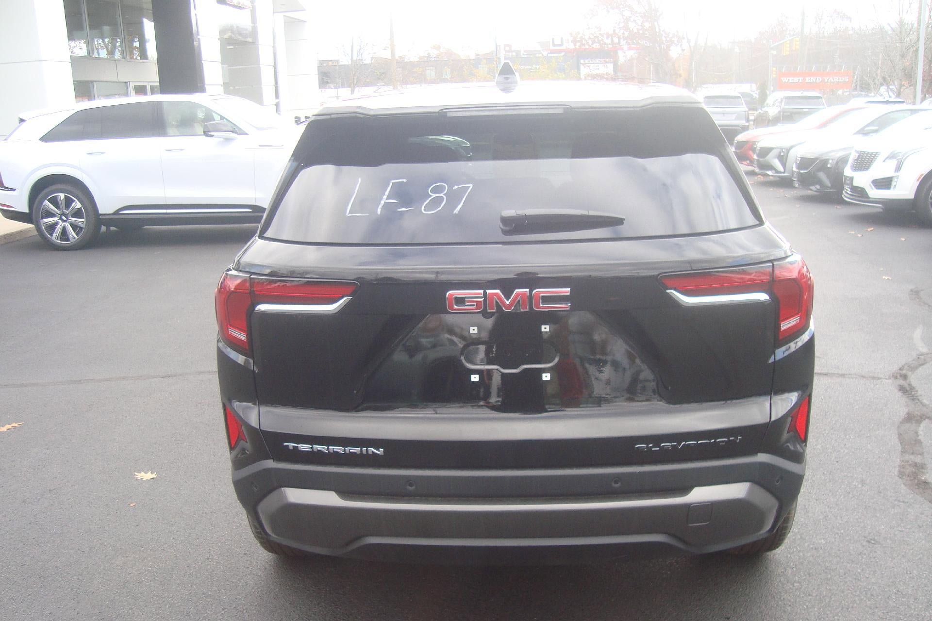 New 2026 GMC Terrain Elevation FWD image 5