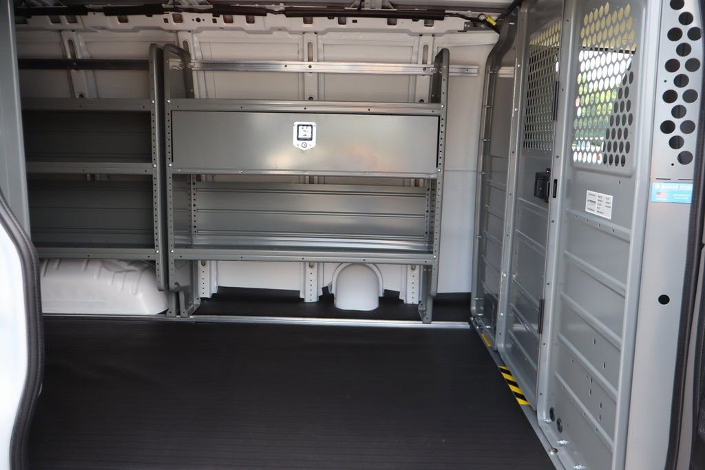 New 2025 Chevrolet Express 2500 w/ Driver Convenience Package image 28