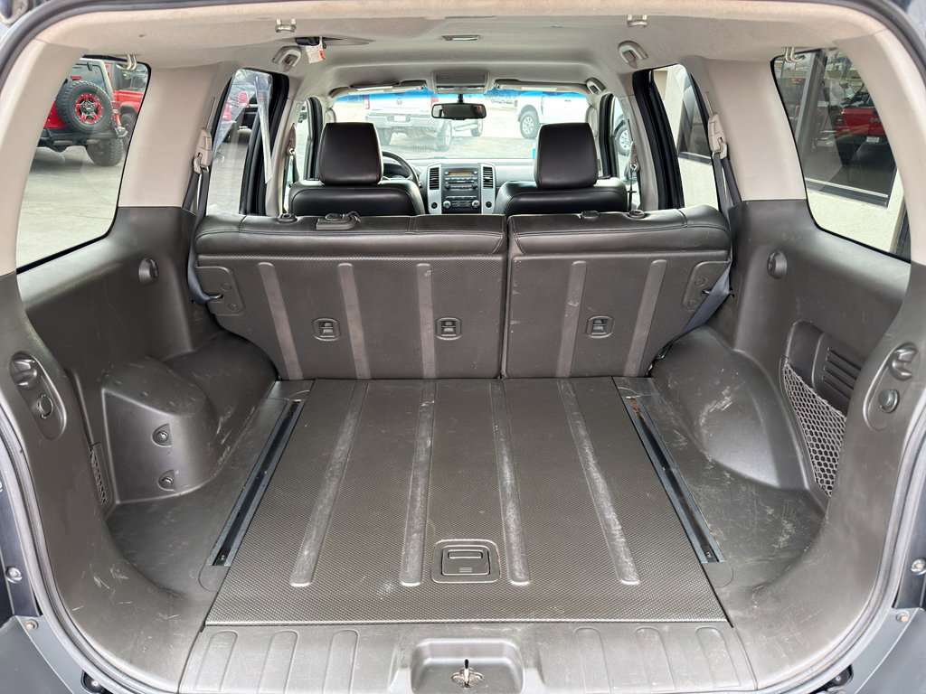 Used 2012 Nissan Xterra PRO-4X w/ Pro-4x Leather Pkg image 8