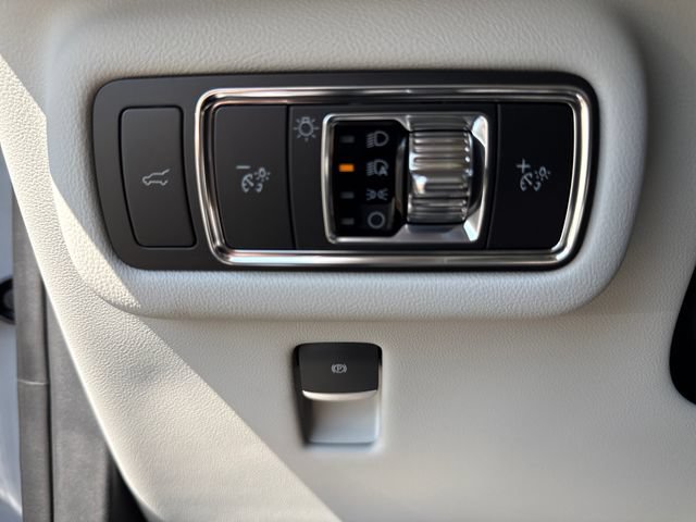 New 2026 Lincoln Nautilus Reserve w/ Jet Appearance Package AWD/4WD image 22
