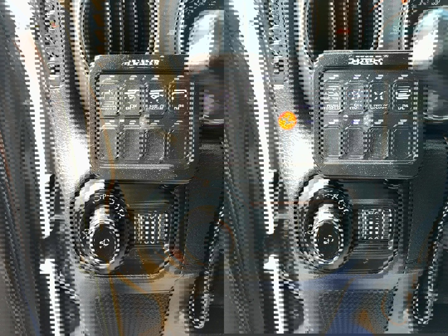 Used 2019 Jeep Wrangler Unlimited Sport S image 17