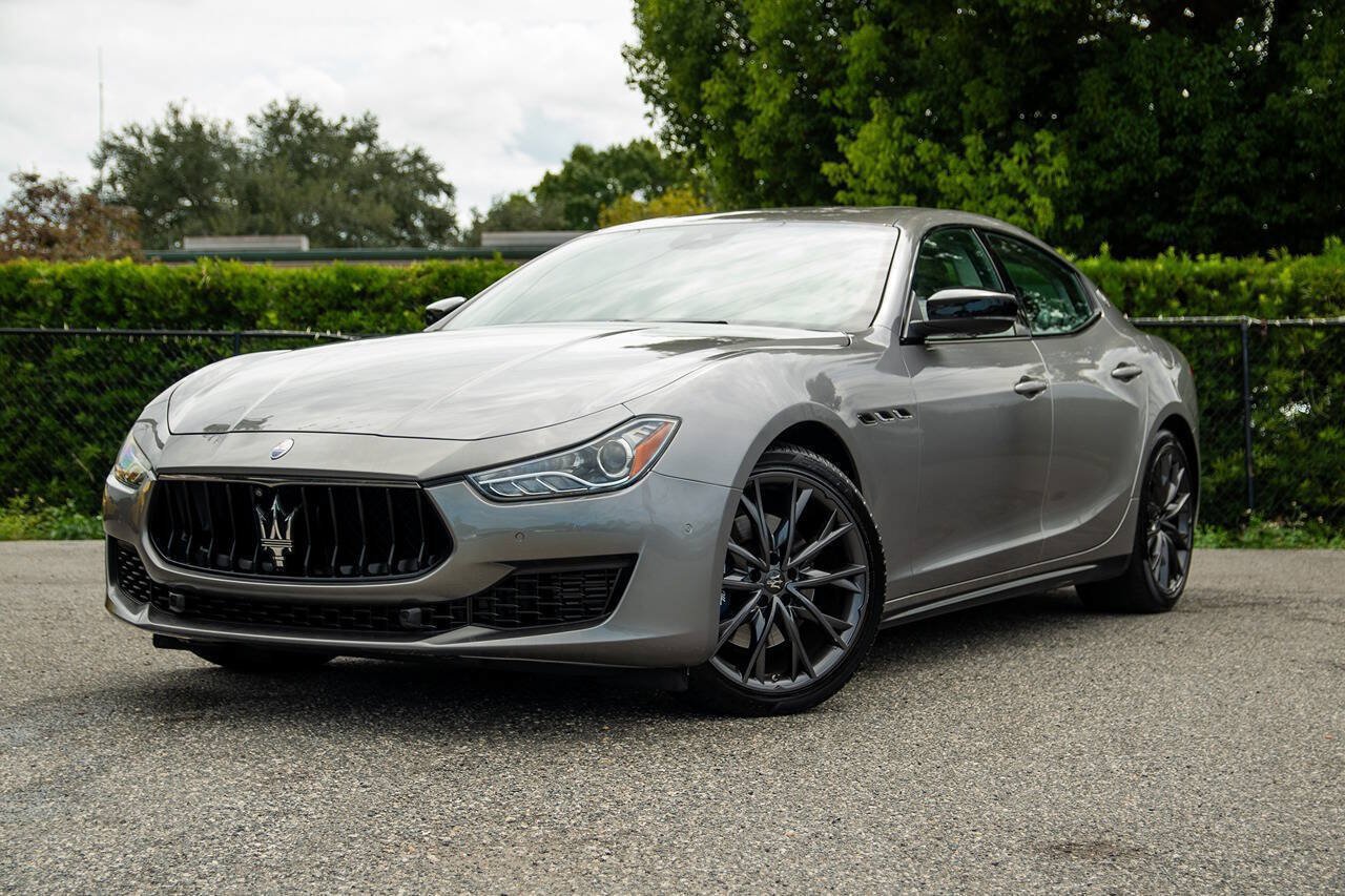 Used 2020 Maserati Ghibli RWD image 1