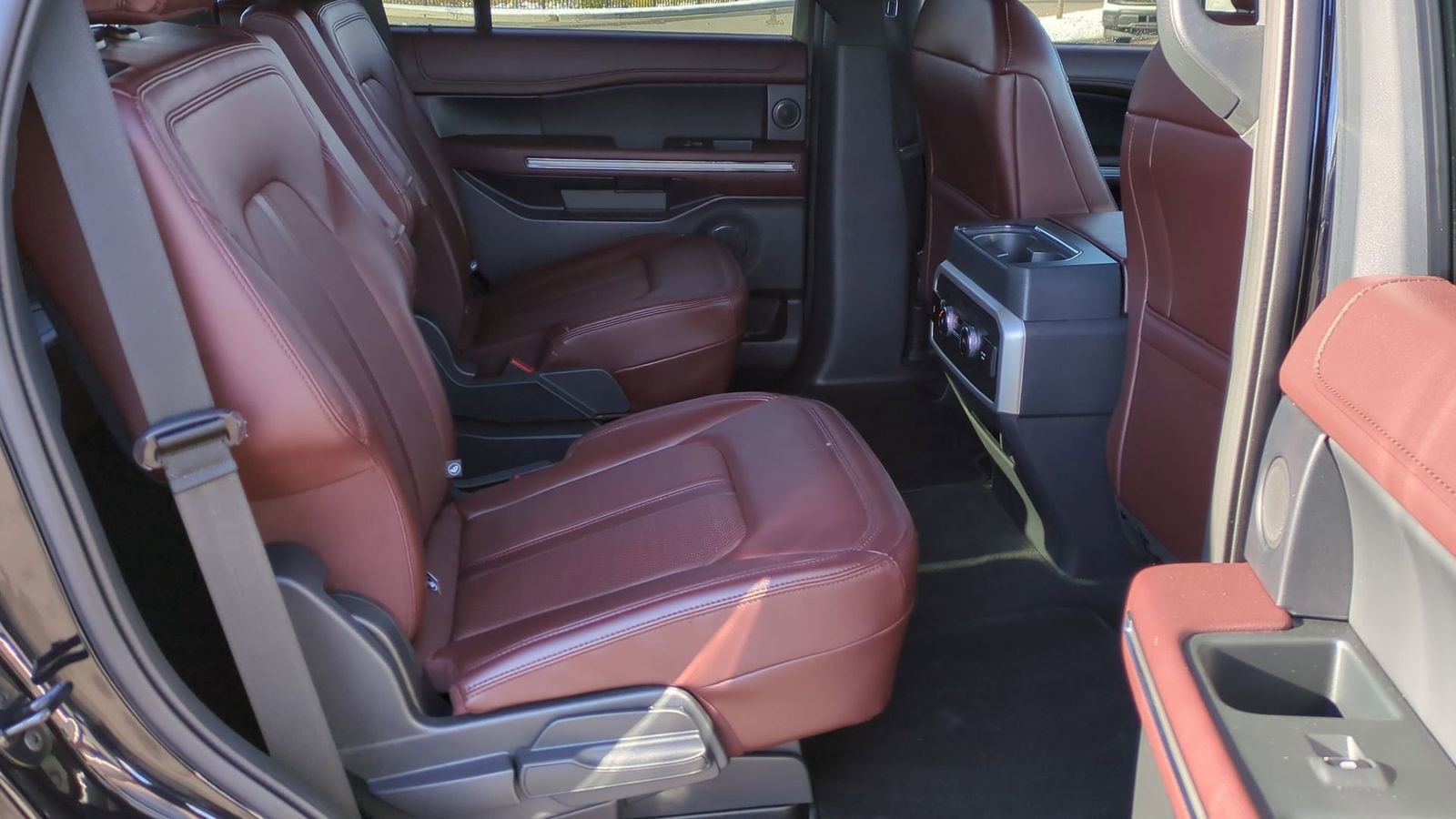 Certified 2023 Ford Expedition Limited image 22