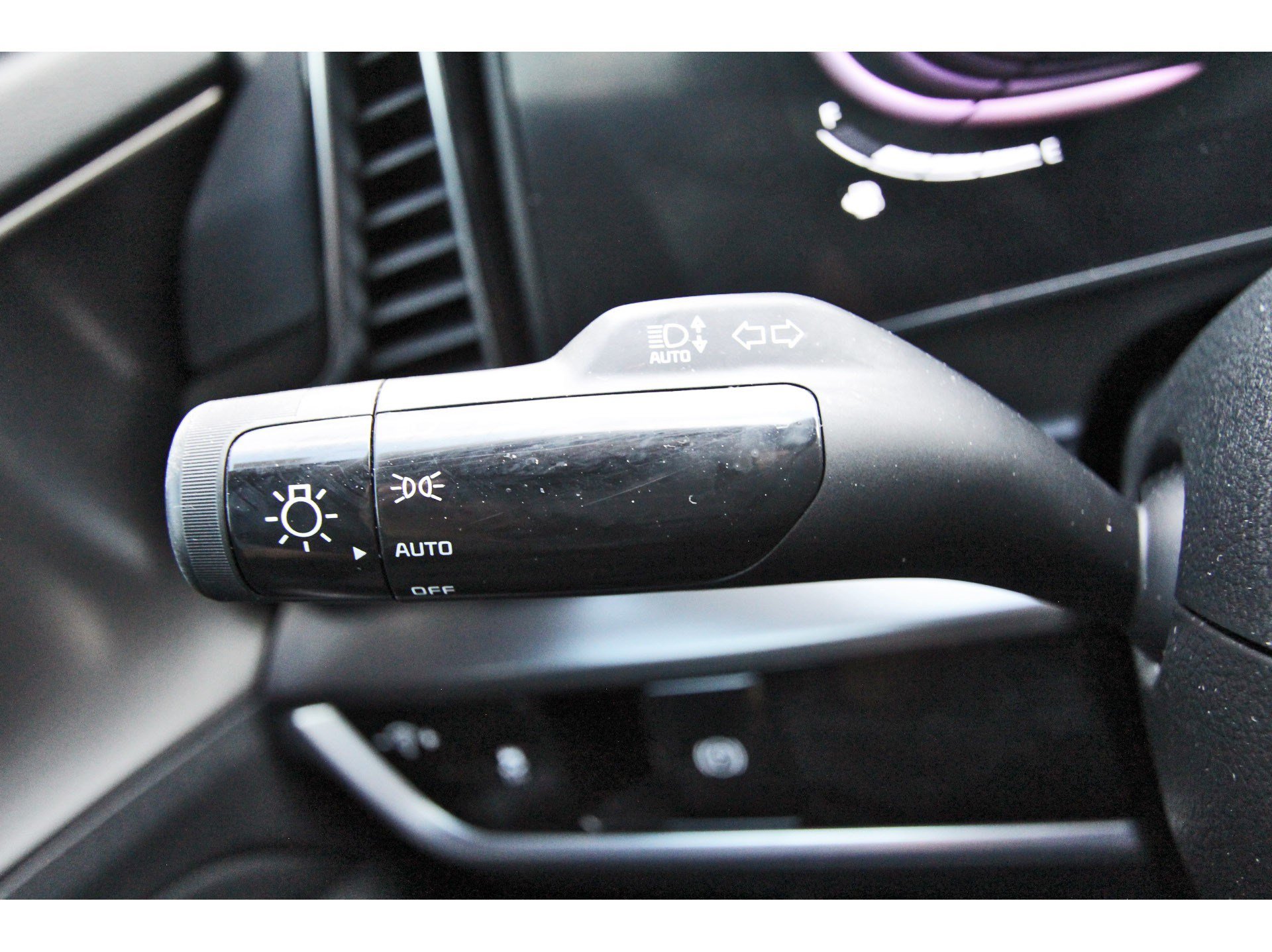 Certified 2024 Kia Sportage EX FWD image 18