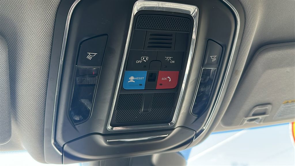 Used 2023 Jeep Grand Cherokee Laredo image 24