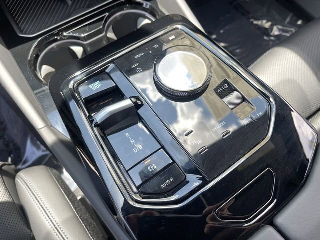 New 2026 BMW i5 eDrive40 w/ Premium Package image 23