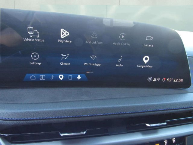 Used 2025 Cadillac XT4 Sport w/ Cold Weather Package FWD image 19
