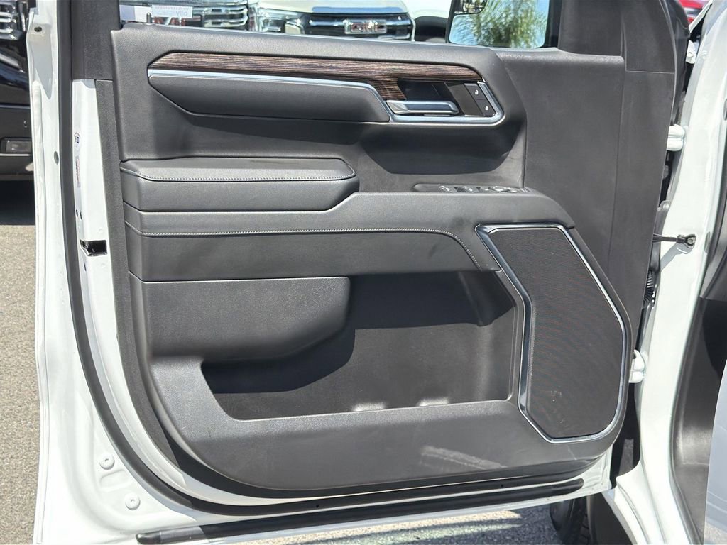 Used 2024 GMC Sierra 1500 SLE image 19