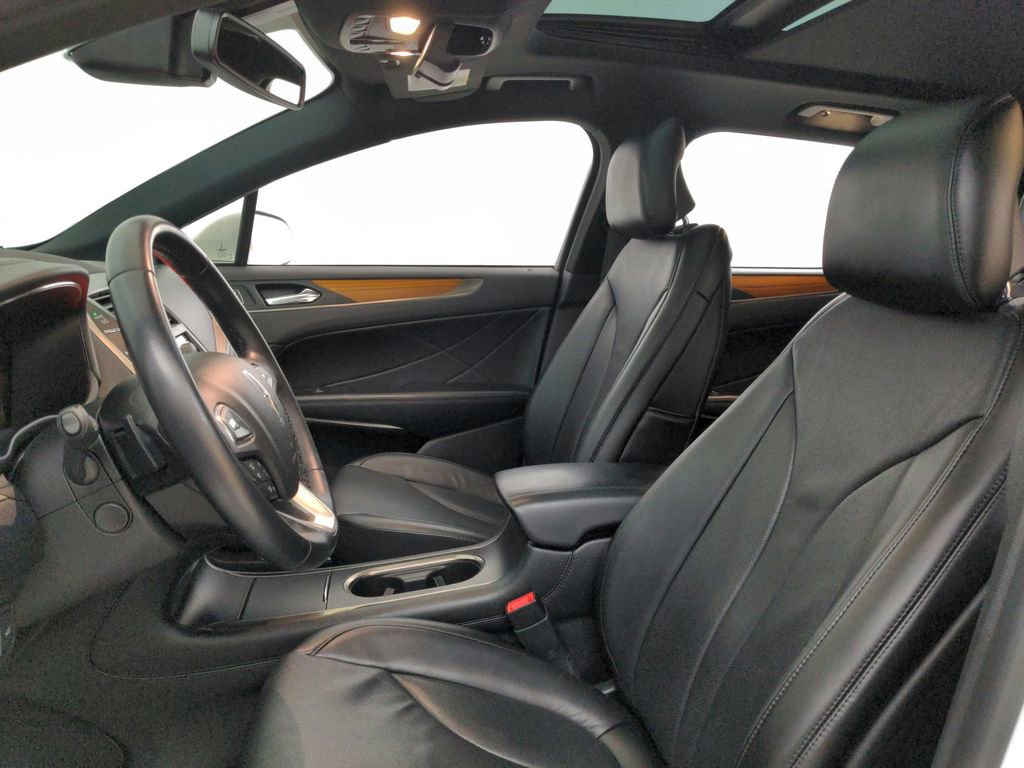Used 2018 Lincoln MKC Reserve image 14