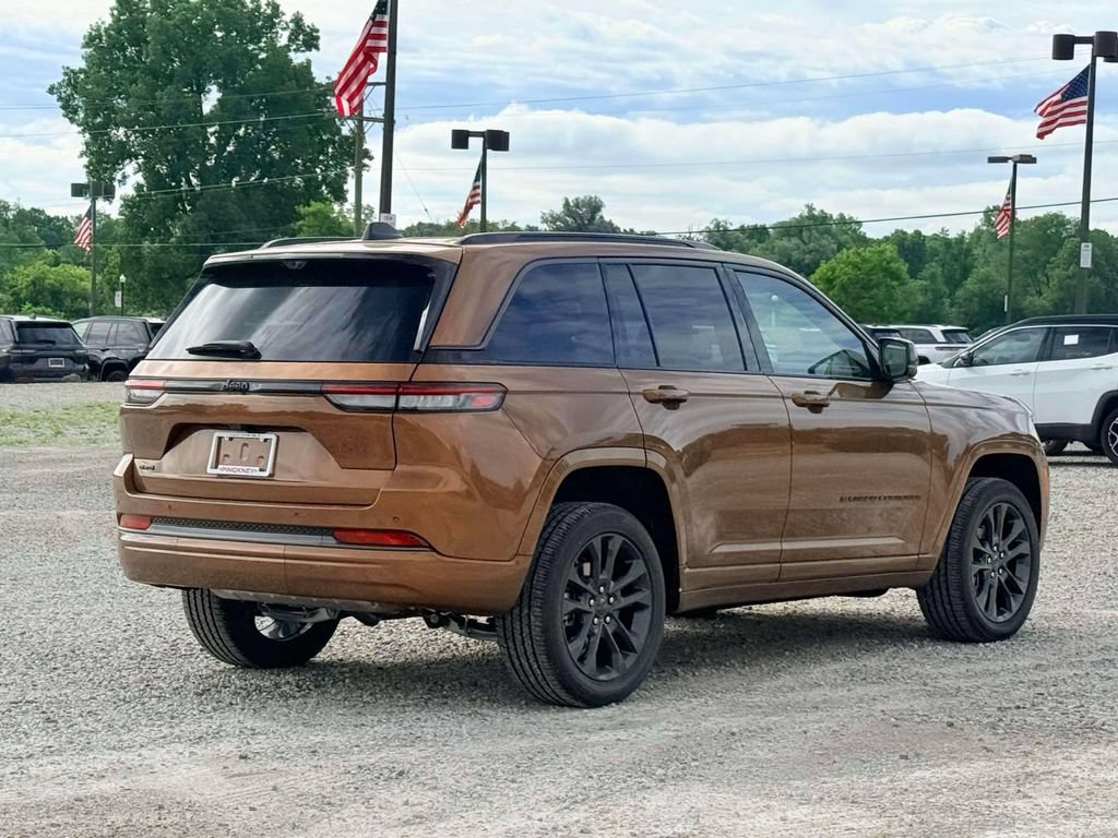 New 2026 Jeep Grand Cherokee Limited AWD/4WD image 7
