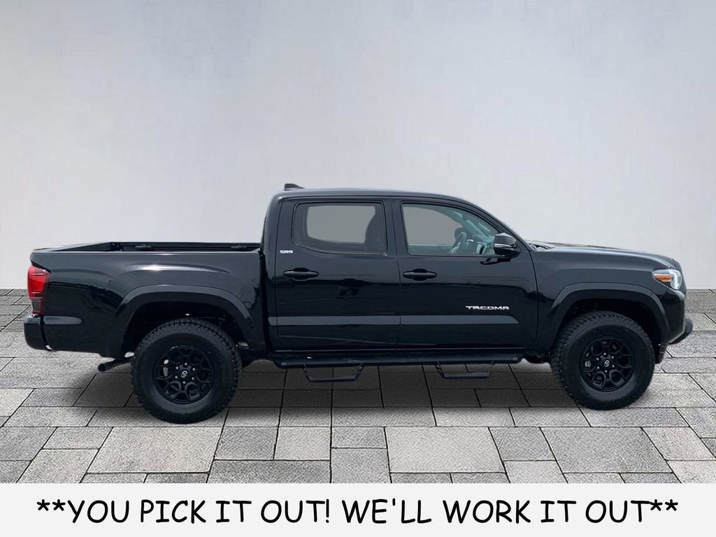 Used 2022 Toyota Tacoma SR5 RWD image 8