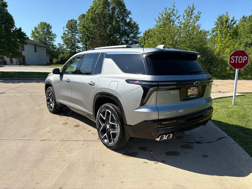 New 2026 Chevrolet Traverse High Country w/ LPO, Floor Liner Package AWD/4WD image 7