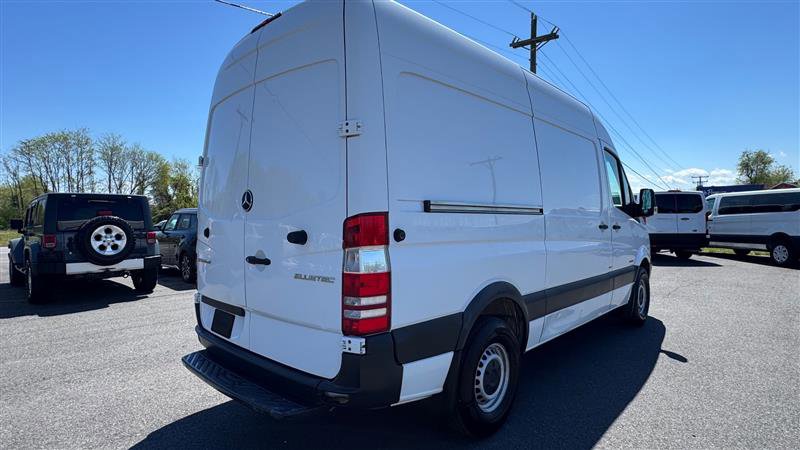 Used 2016 Mercedes-Benz Sprinter 2500 w/ Driver Comfort Package image 32