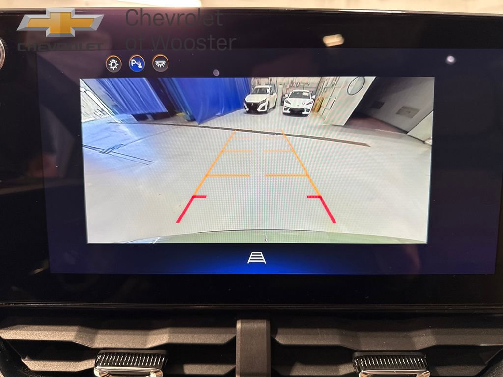 Used 2025 Chevrolet Equinox ACTIV image 14