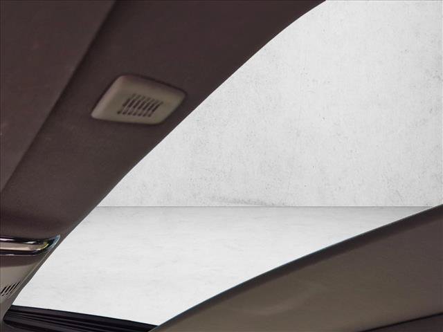 Used 2023 BMW 540i w/ Premium Package RWD image 11