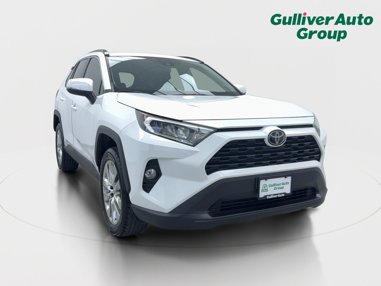 Used 2020 Toyota RAV4 XLE Premium FWD image 13