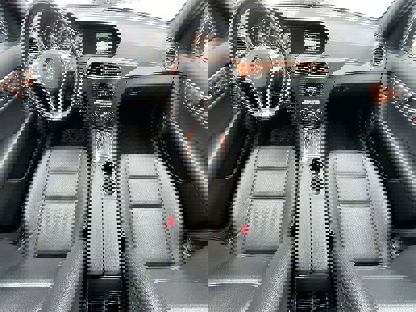 Used 2013 Mercedes-Benz C 300 Sport image 15