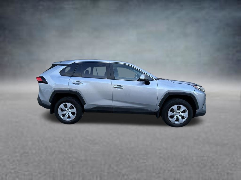 Used 2024 Toyota RAV4 LE FWD image 8