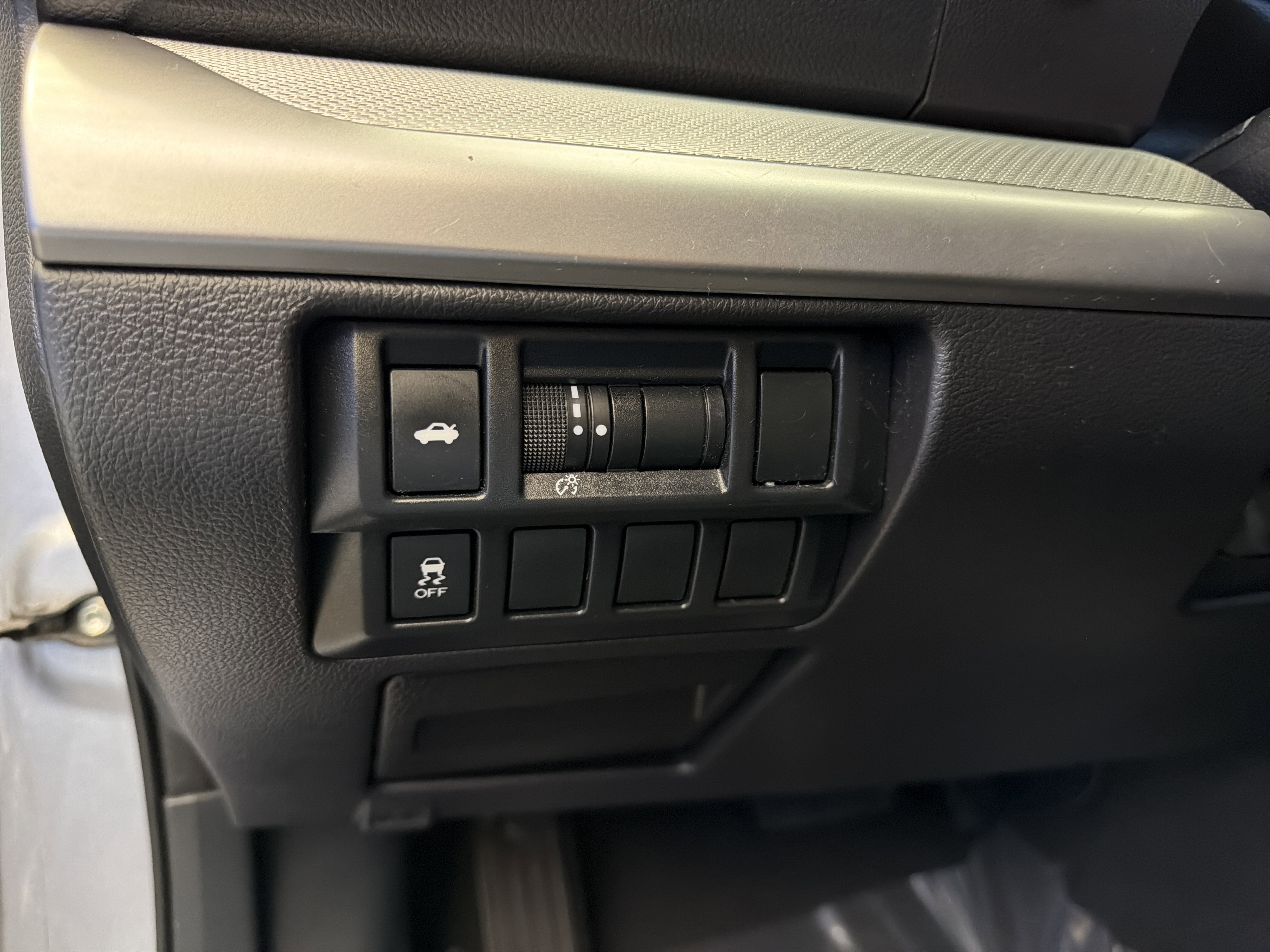 Used 2017 Subaru Legacy 2.5i w/ Alloy Wheel Package image 13