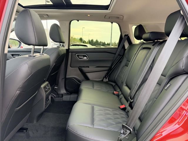 New 2026 Nissan Rogue Platinum w/ Platinum Premium Package image 13