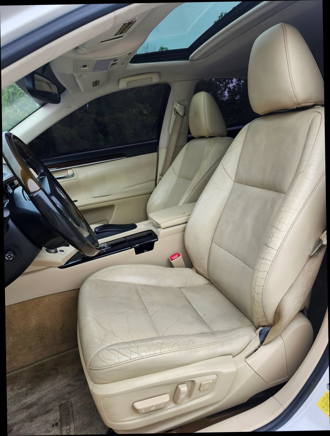 Used 2015 Lexus ES 350 w/ Luxury Package FWD image 12