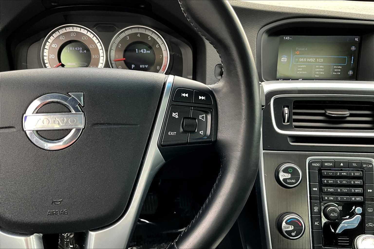 Used 2013 Volvo S60 T5 Premier image 23