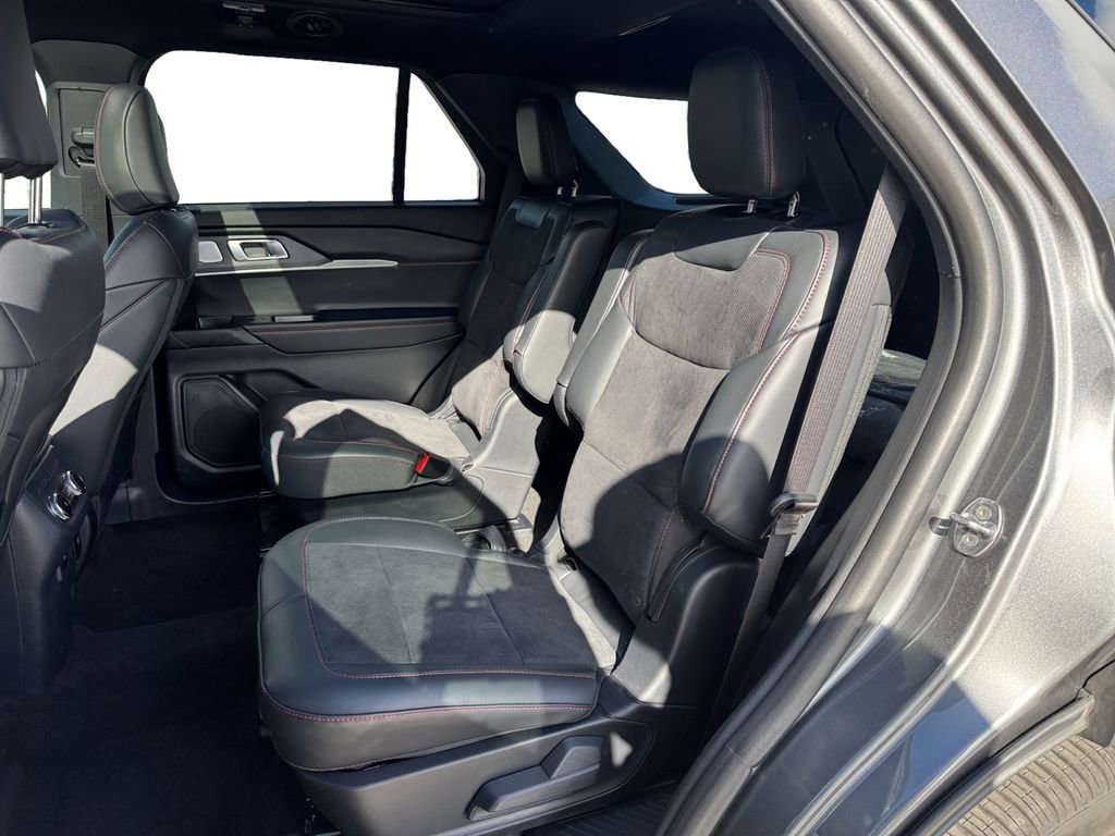 New 2026 Ford Explorer ST w/ Sun And Sound Package image 16