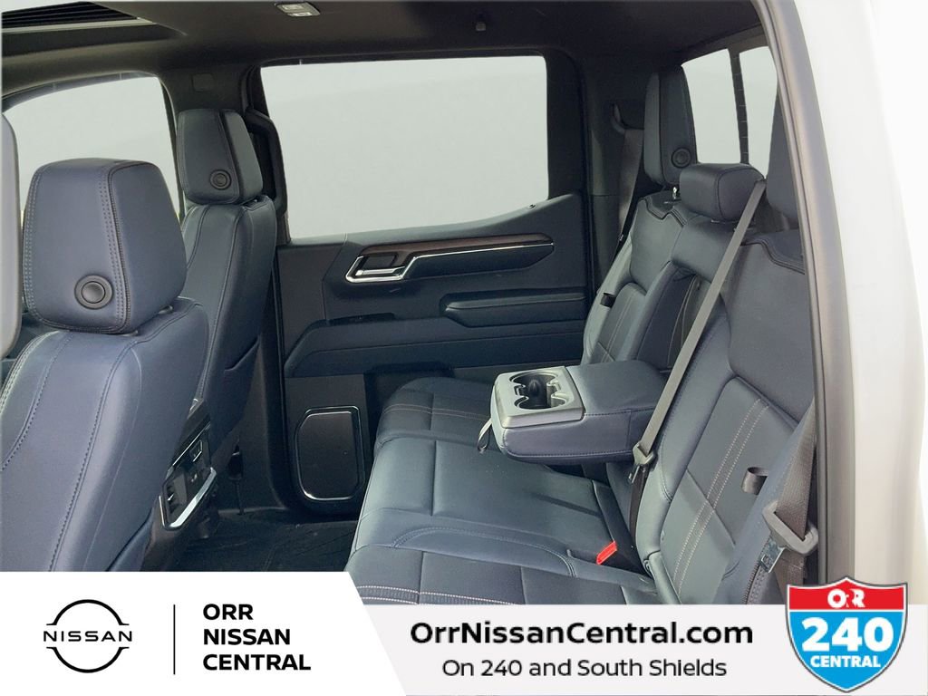 Used 2024 Chevrolet Silverado 1500 High Country w/ High Country Premium Package image 13