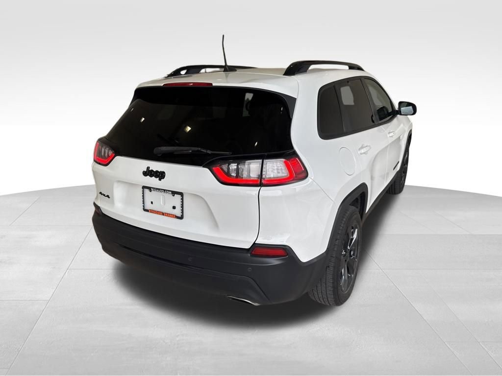 Used 2020 Jeep Cherokee Latitude Plus image 5