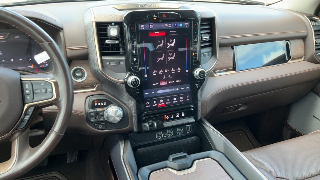 Used 2025 RAM 1500 Limited AWD/4WD image 8
