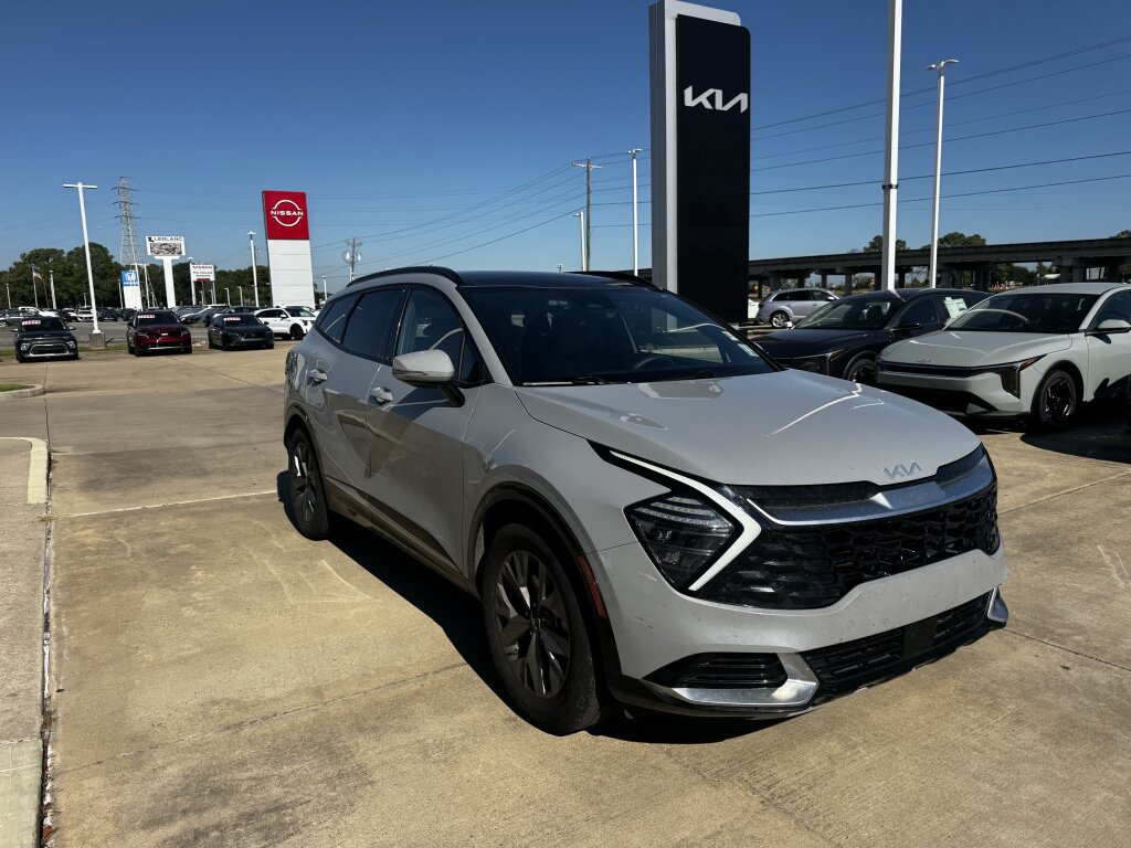 Certified 2024 Kia Sportage SX FWD image 9