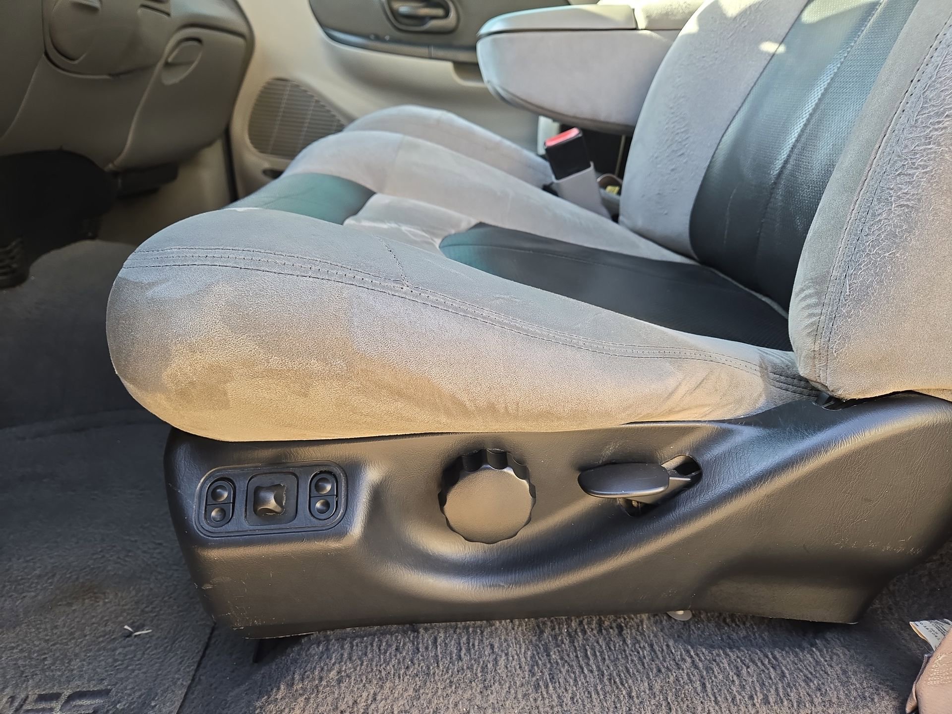 Used 2001 Ford F150 Lightning image 17