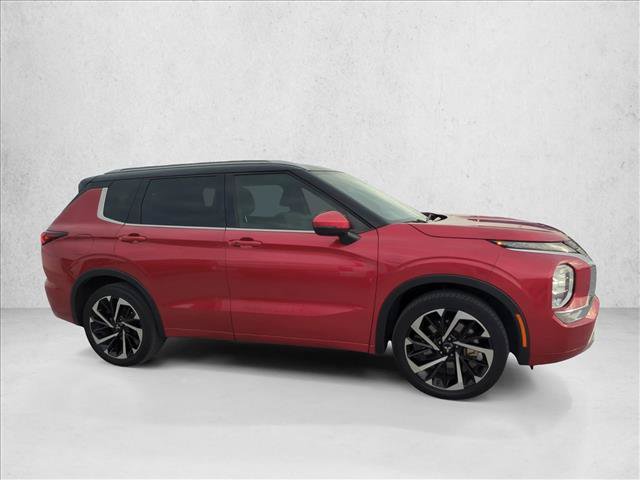 Used 2023 Mitsubishi Outlander SEL FWD image 5