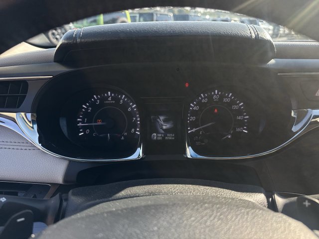 Used 2014 Toyota Avalon XLE Touring FWD image 16
