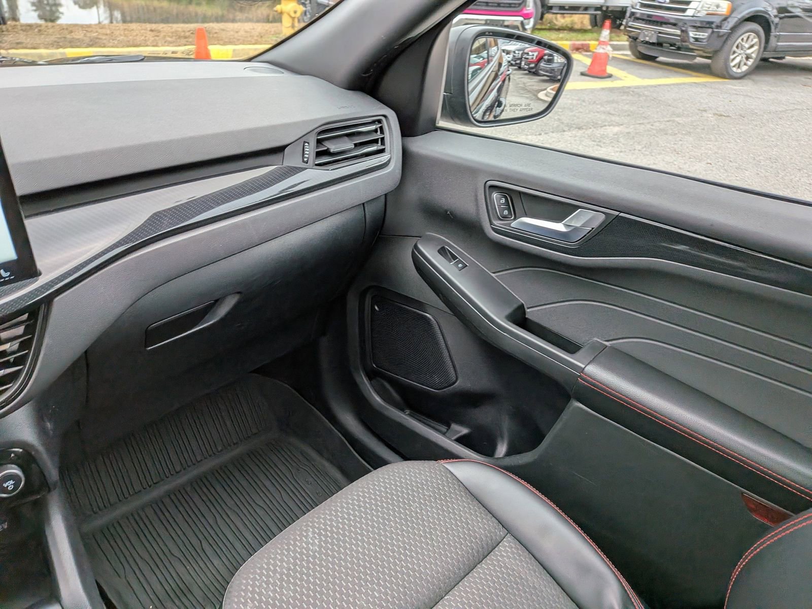 Certified 2023 Ford Escape ST-Line w/ Tech Pack #1 image 20