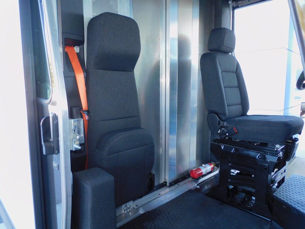 New 2025 Chevrolet Brightdrop 400 image 10