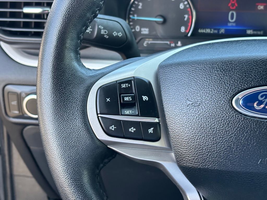 Used 2024 Ford Explorer XLT image 15