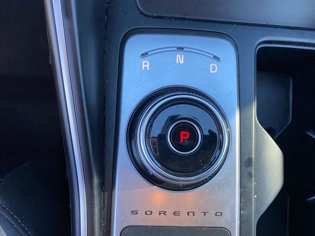Certified 2023 Kia Sorento EX image 13