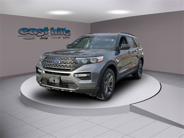 Used 2021 Ford Explorer XLT w/ Equipment Group 202A image 5
