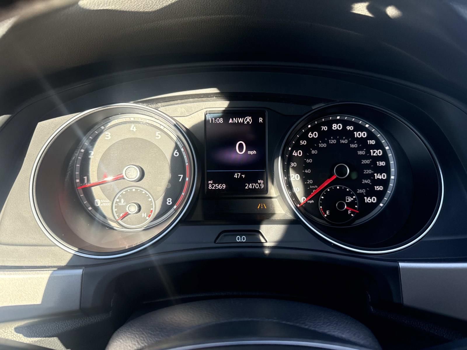 Used 2019 Volkswagen Atlas SE w/ Towing Package image 34