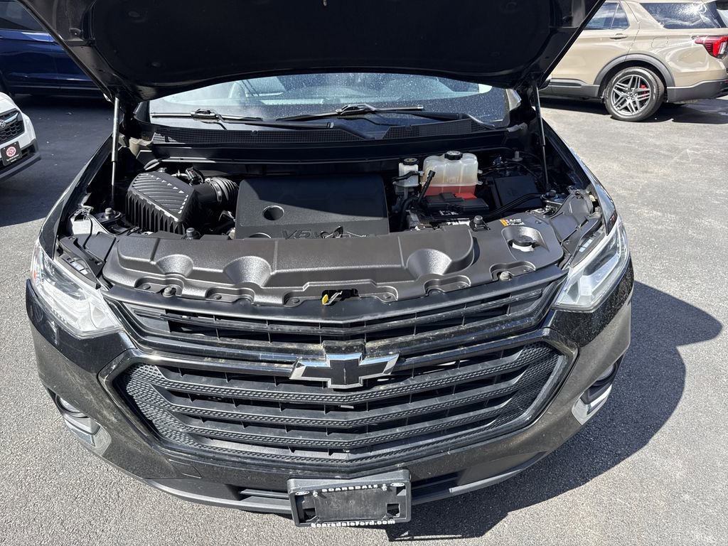 Used 2019 Chevrolet Traverse LT w/ LT Premium Package AWD/4WD image 28