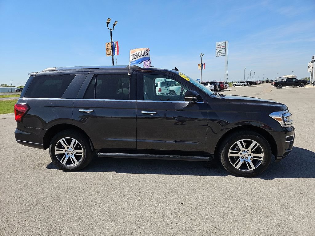 Used 2024 Ford Expedition Limited RWD image 9