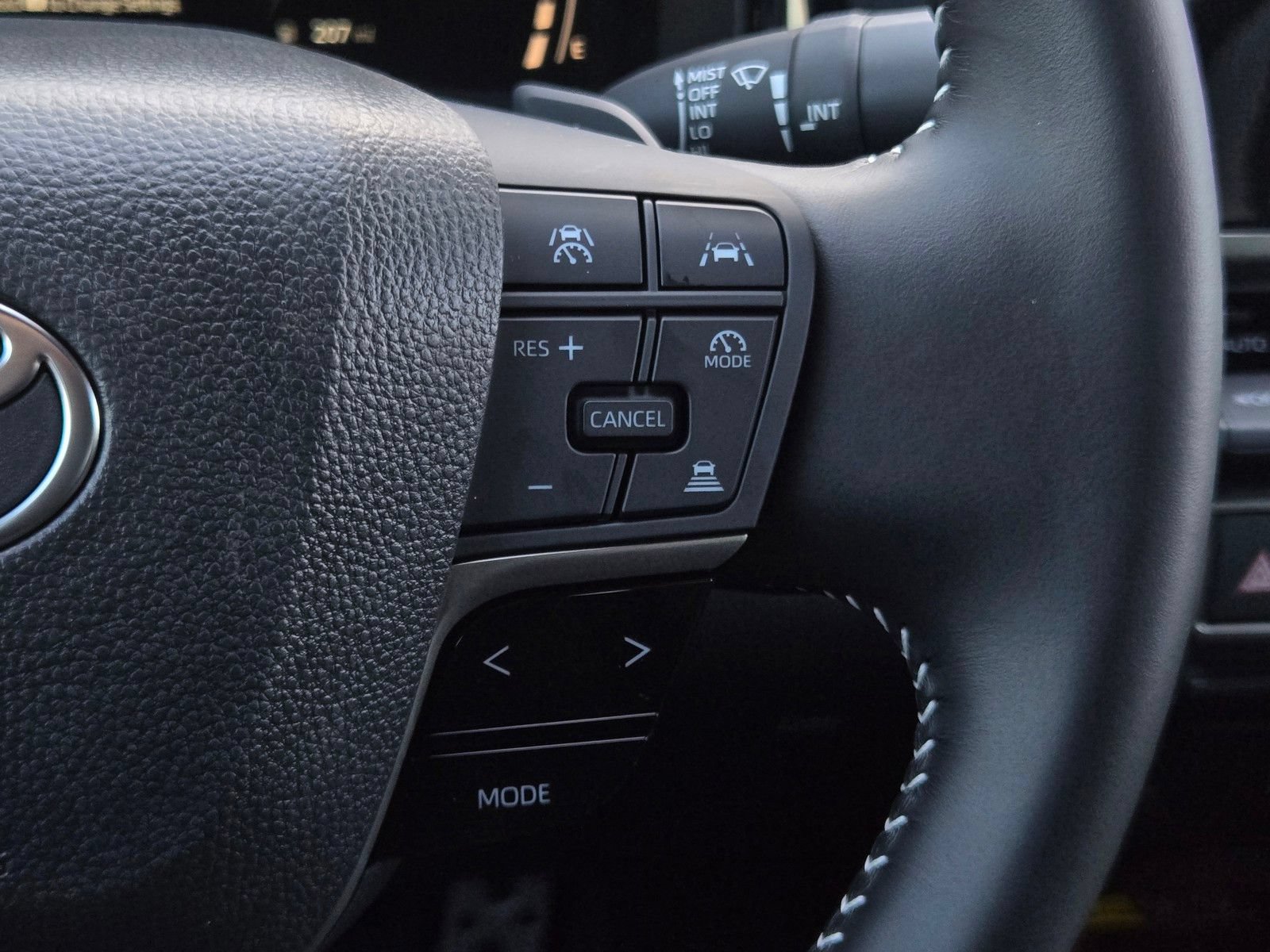 Certified 2026 Toyota Camry SE FWD image 20