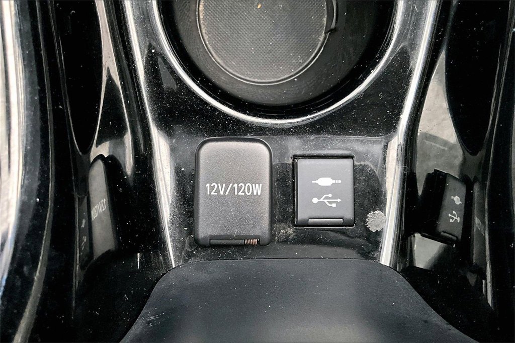 Certified 2020 Toyota Prius Prime LE image 16