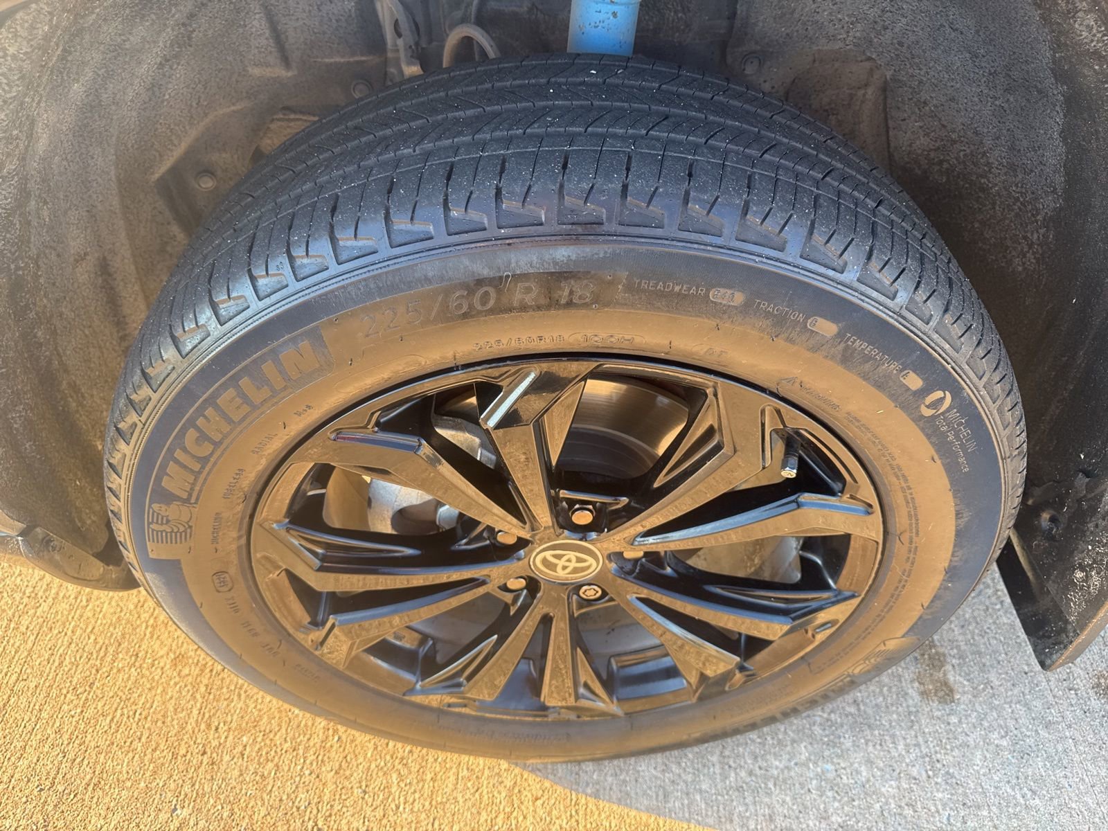 Used 2022 Toyota RAV4 XSE image 9