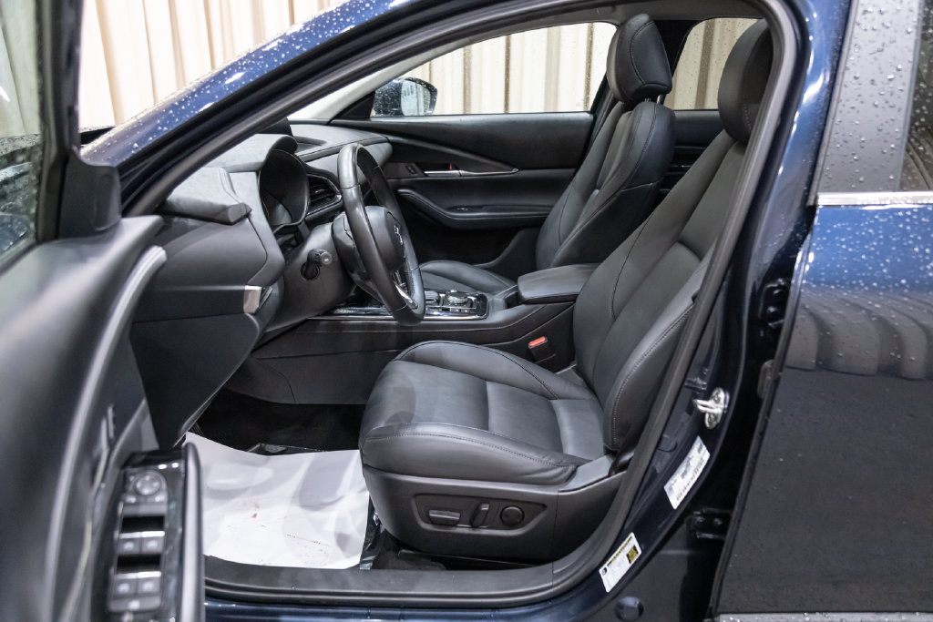 Used 2024 MAZDA CX-30 AWD 2.5 S w/ Preferred Package image 9